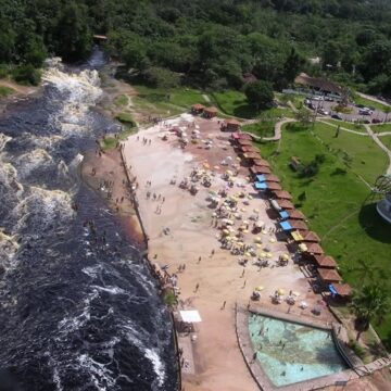 Parque Urubuí em Presidente Figueiredo